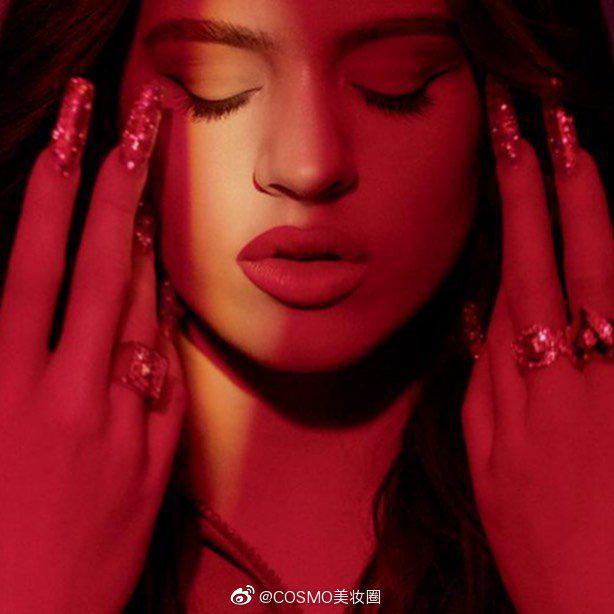 mac与西班牙歌手rosalia达成合作