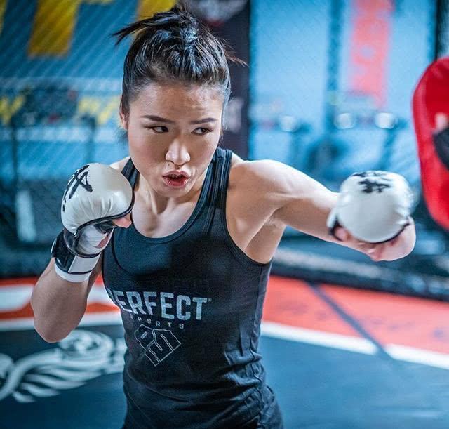 关注自由搏击的拳迷都知道,combatpress是世界上为数不多给出自由搏击