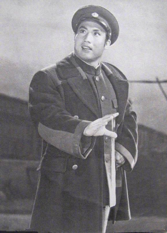 京剧《红灯记》中扮演李玉和的著名京剧表演艺术家钱浩梁