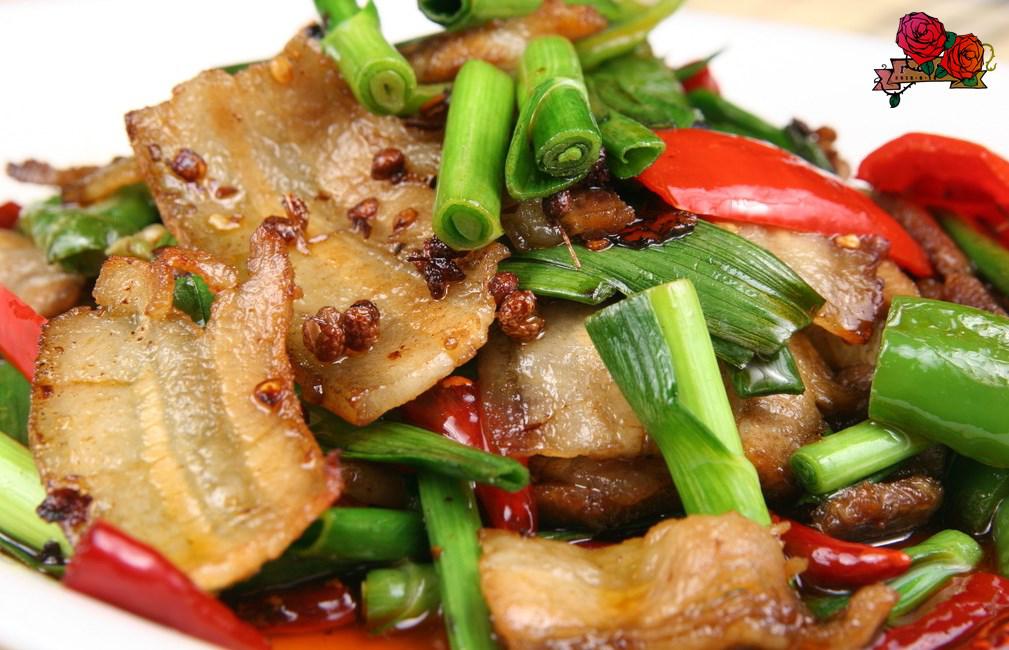 四川家常菜回锅肉,独特做法就有独特味道,太香太好吃了