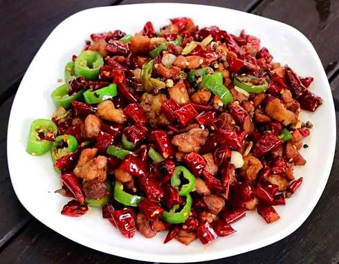 一道重庆辣子鸡,麻辣鲜香,味道一绝
