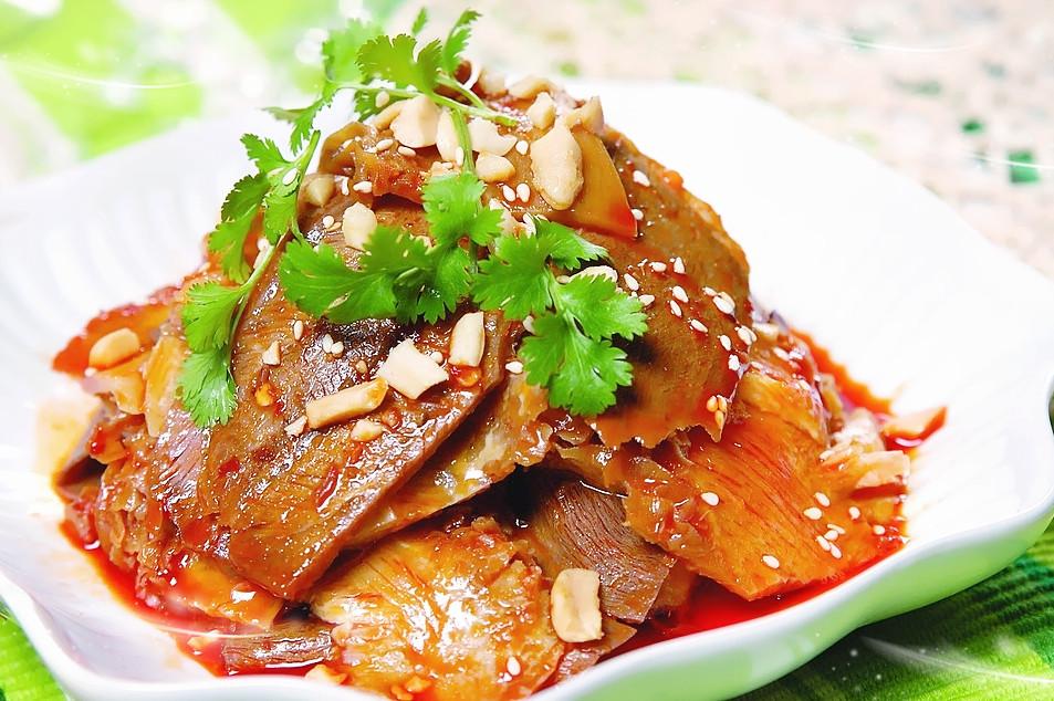 麻辣鲜香的夫妻肺片来自巴蜀地区的特色美食简单易学易操作
