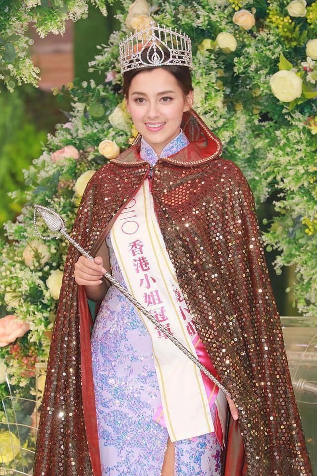 回首过去,从港姐里走出来的女星们,将香港的影视剧装点得熠熠生辉