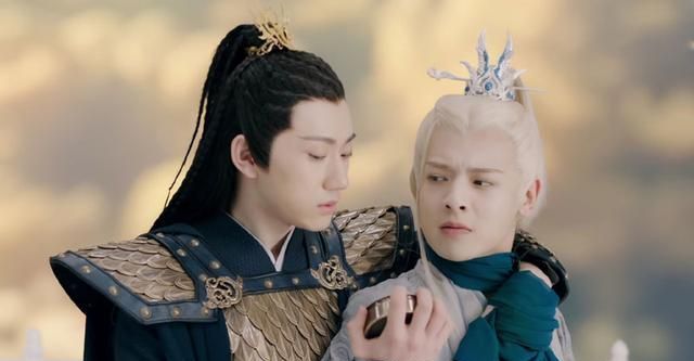 琉璃原著柳意欢喜欢青龙剧版青龙喜欢腾蛇剧中2处早有暗示