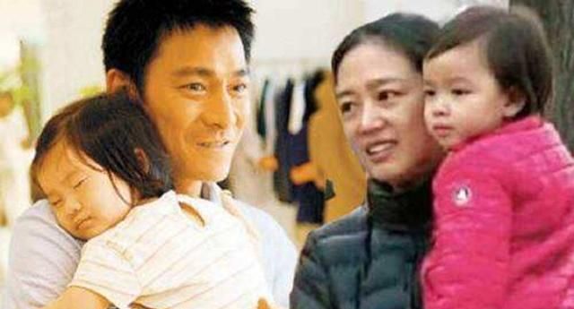 刘德华:凌晨3点做早餐,5点送孩子上学,没想到你是这样的爸爸休闲区蓝鸢梦想 - Www.slyday.coM 刘德华:凌晨3点做早餐,5点送孩子上学,没想到你是这样的爸爸休闲区蓝鸢梦想 - Www.slyday.coM