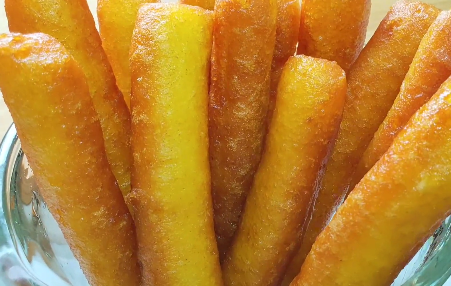 半个南瓜,一碗糯米粉,手不沾面,比油条简单多了,软糯又酥脆