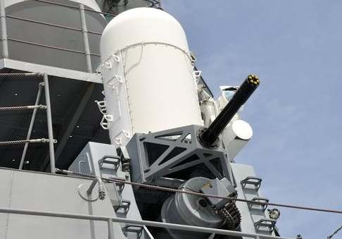 (美军密集阵近防炮)而西方国家虽然在七八十年代研发过一系列近防炮