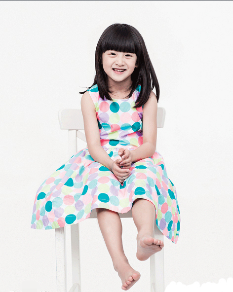 12岁森碟近照曝光,身高近1米7直追爸爸田亮,五官神似父母结合体