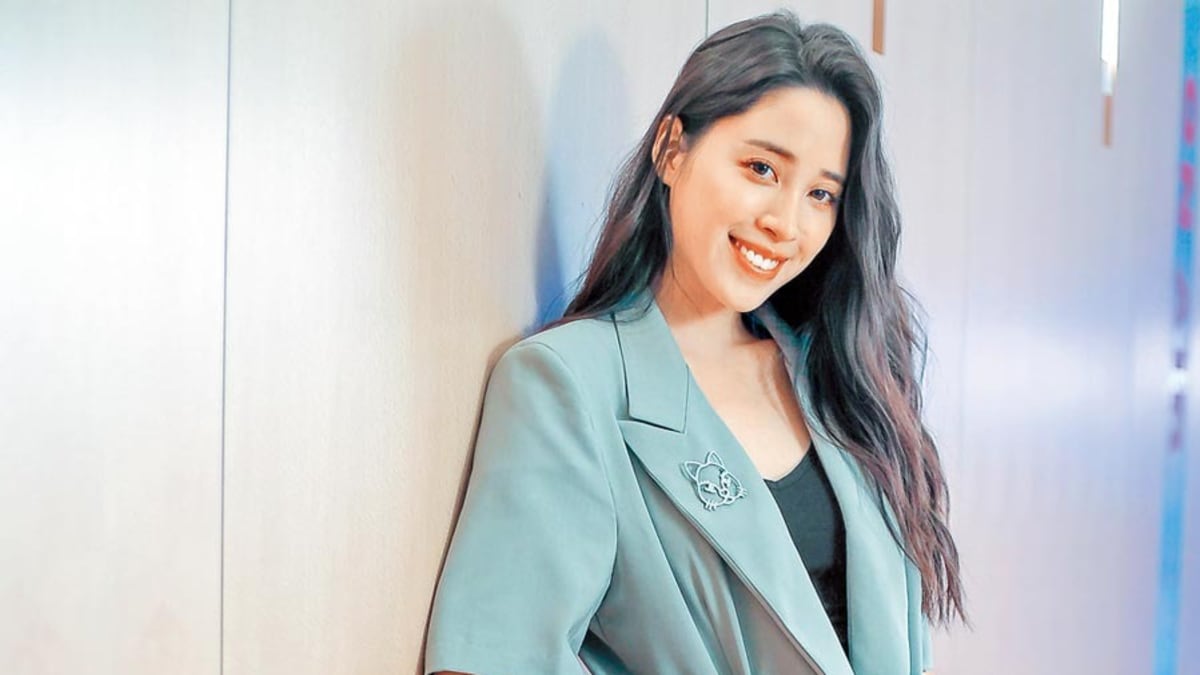 家教严不轻易认爱 欧阳妮妮曝张书豪偷吻