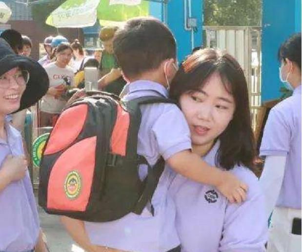 幼儿园开园火爆!一个班级高达40多人,家长担心,老师:真过瘾休闲区蓝鸢梦想 - Www.slyday.coM 幼儿园开园火爆!一个班级高达40多人,家长担心,老师:真过瘾休闲区蓝鸢梦想 - Www.slyday.coM