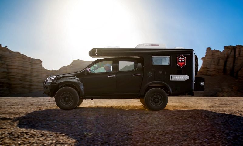 旅美速腾dmax激情者四驱越野房车