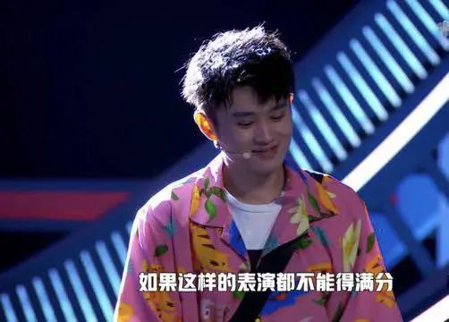 他说很少有明星拿自己的粉丝当朋友后来他的朋友都走了