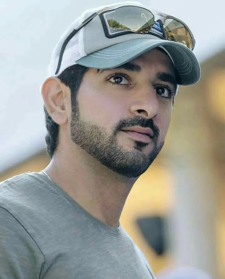 把奔驰让给小鸟筑巢,这位有颜多金的迪拜王子,看得让人犯花痴,可结局