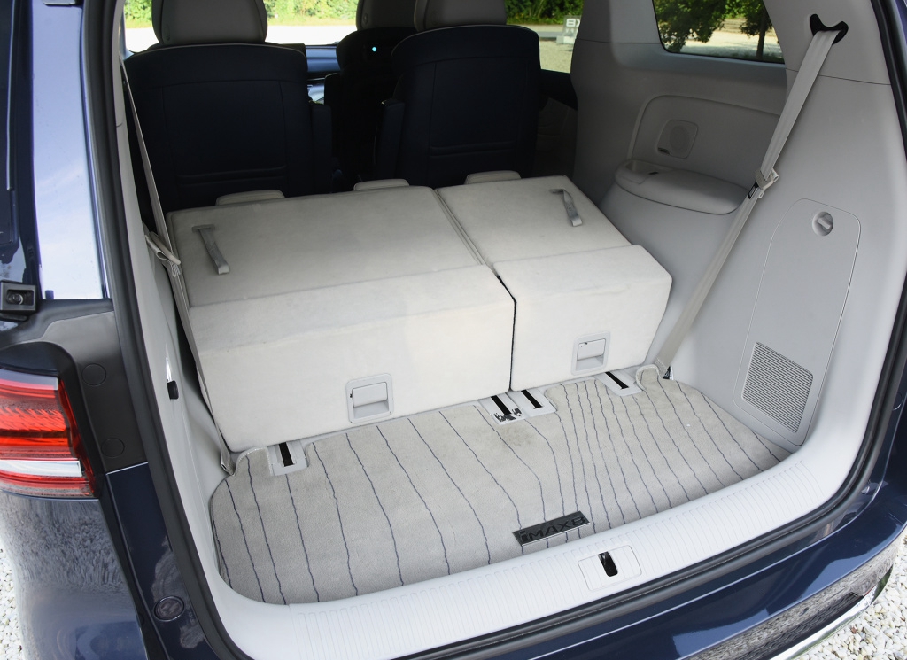 荣威imax8再次现身白色实车质感不俗配20t8at即将上市