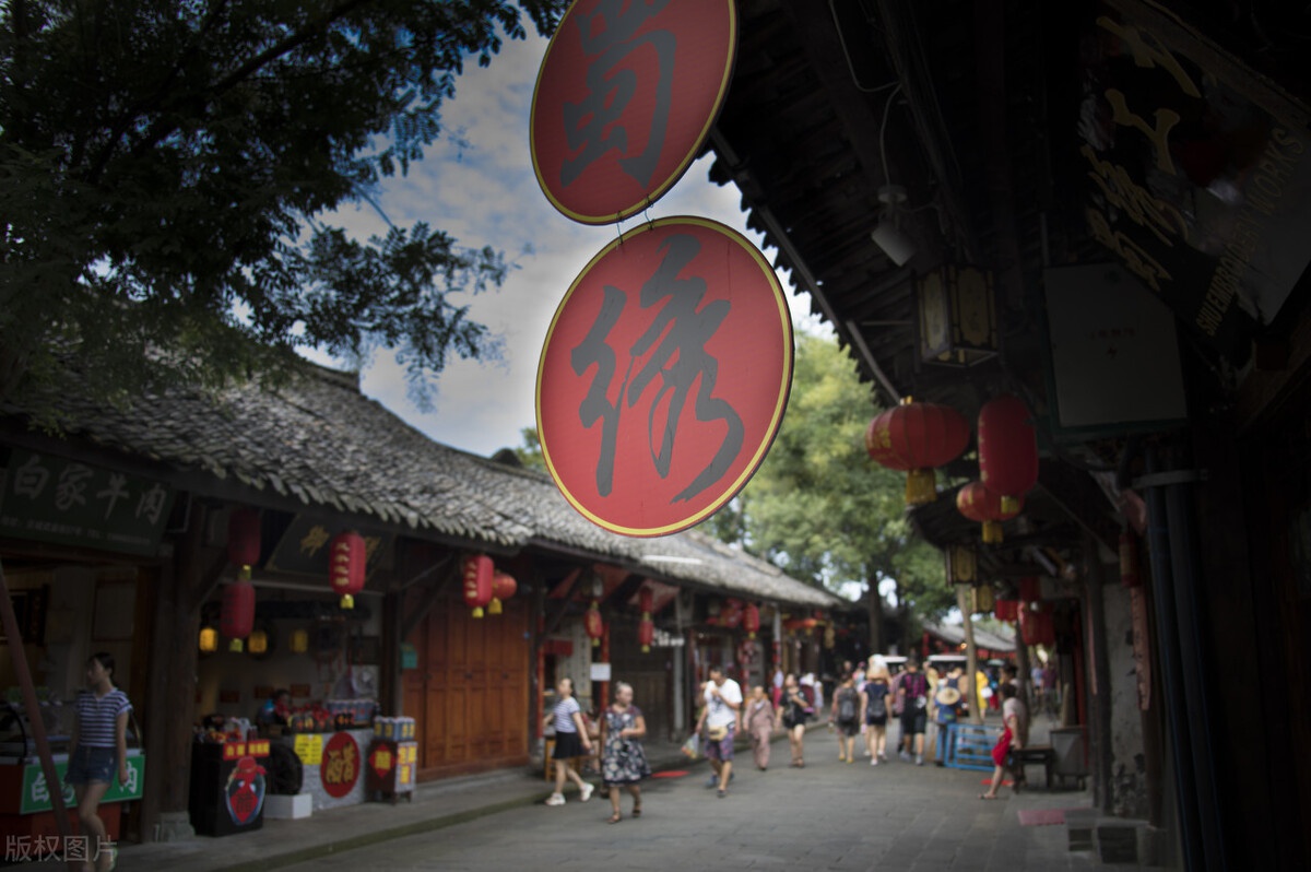 四川省一处古城景区一顿饭只花6元钱风景还很美