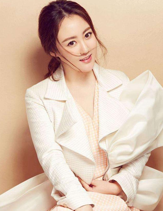 为出名增肥到两百斤, 男友也离她而去, 如今瘦下来的她颜值惊艳|马程