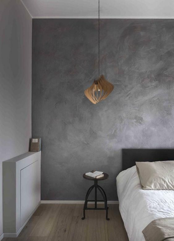 和水泥自流平差不多,它是一种工艺,墙面先铺上一层水泥砂浆(约