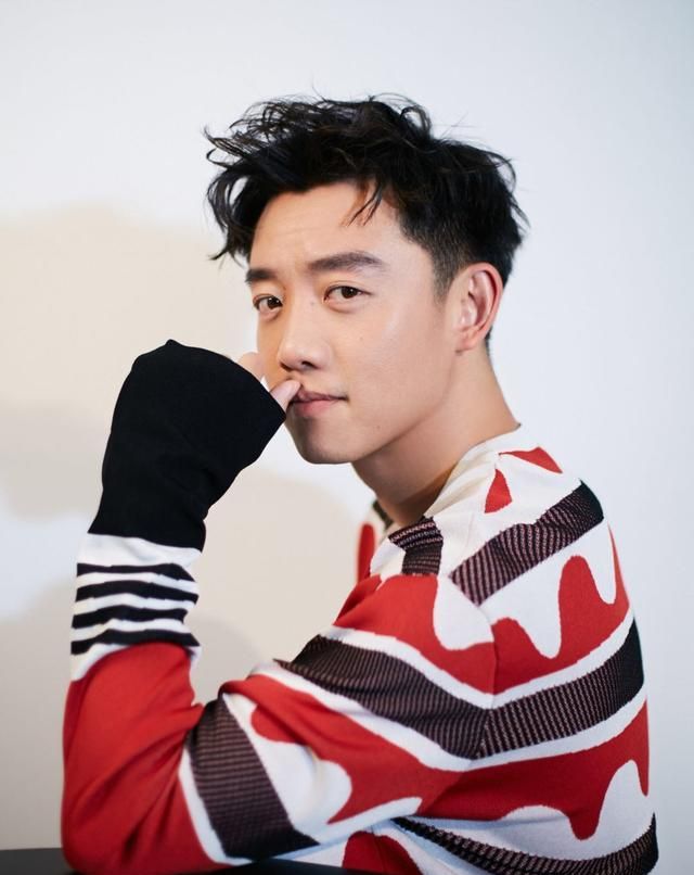 36岁的郑恺怎么穿才能如此减龄,足足的少年风,一起来学学