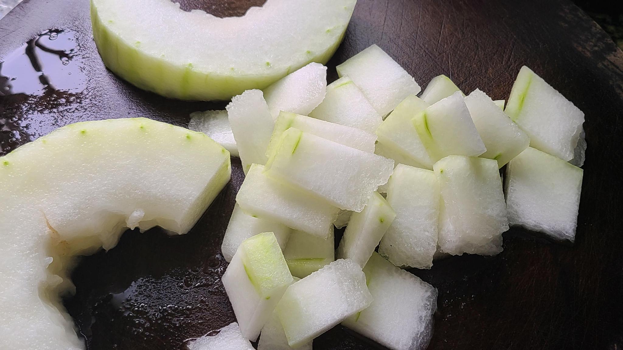 冬瓜我家最喜欢做简单做法又好吃天热经常吃的家常菜