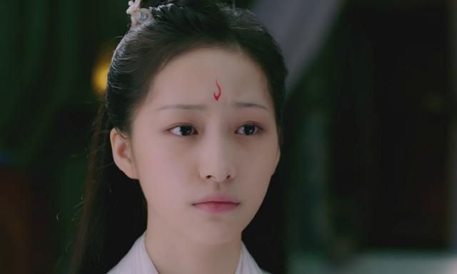 有人说同为灵兽,小银花不如螣蛇,这一点着实不