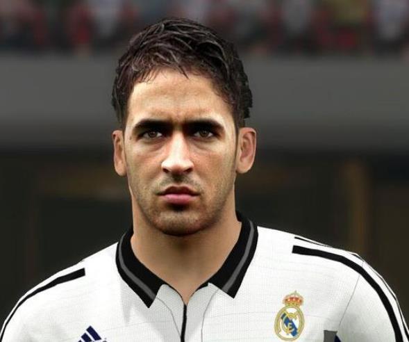 fifa足球世界谁是皇马历史最强球员c罗vs劳尔游戏给你答案