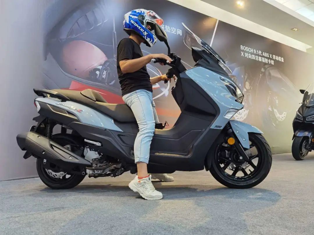 29800元!新款三阳"九妹"变美了,外加配置升级