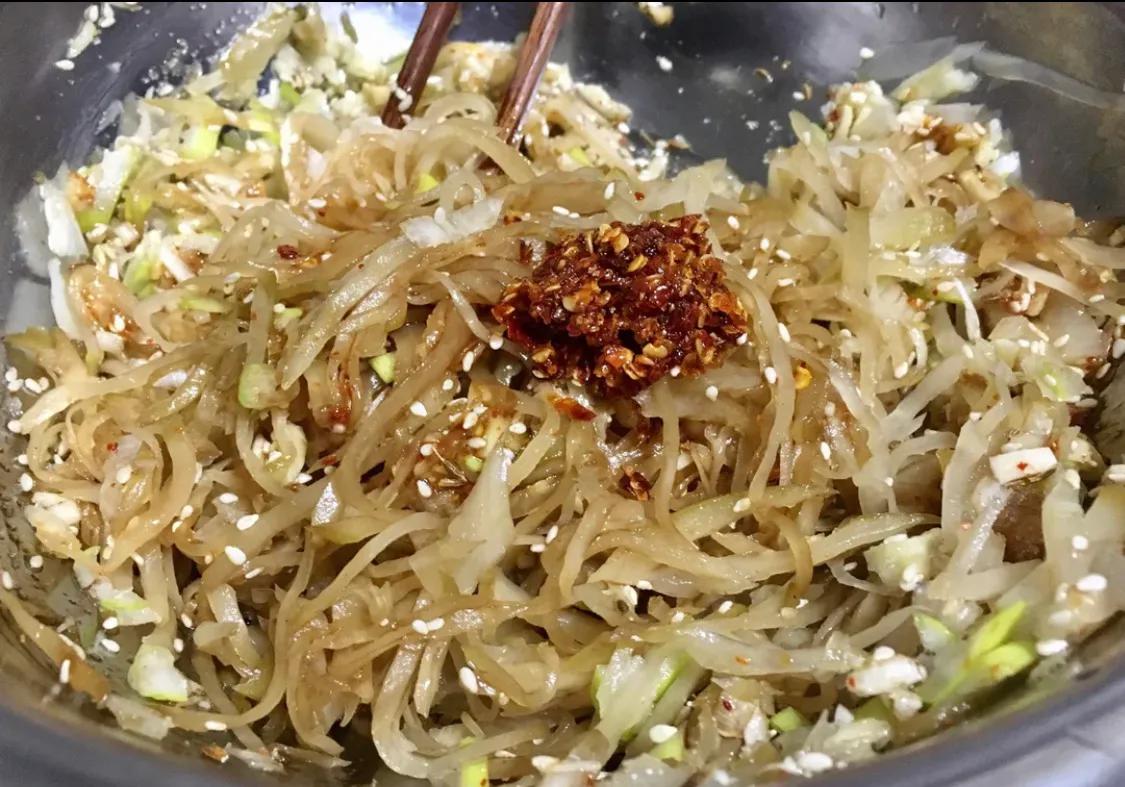 咸菜疙瘩丝儿拌比菜都好吃家庭必备超简单