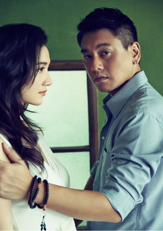 韩雯雯真是低调的f4家属,与老公朱孝天合拍情侣照,幸福太洋溢