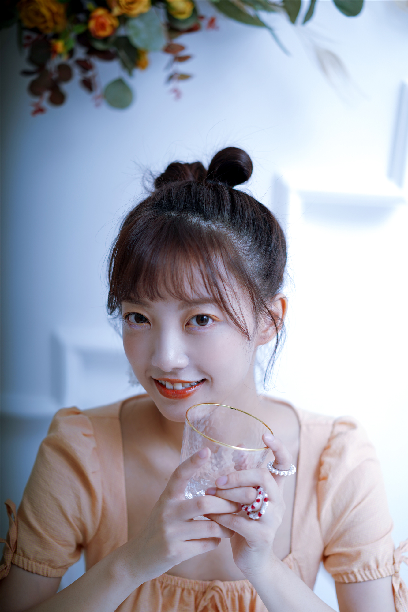 范薇那一杯奶茶打榜新剧少女大人正在热播