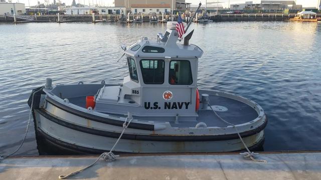 可爱是一辈子的事情,美国海军最小现役拖船萌翻网友