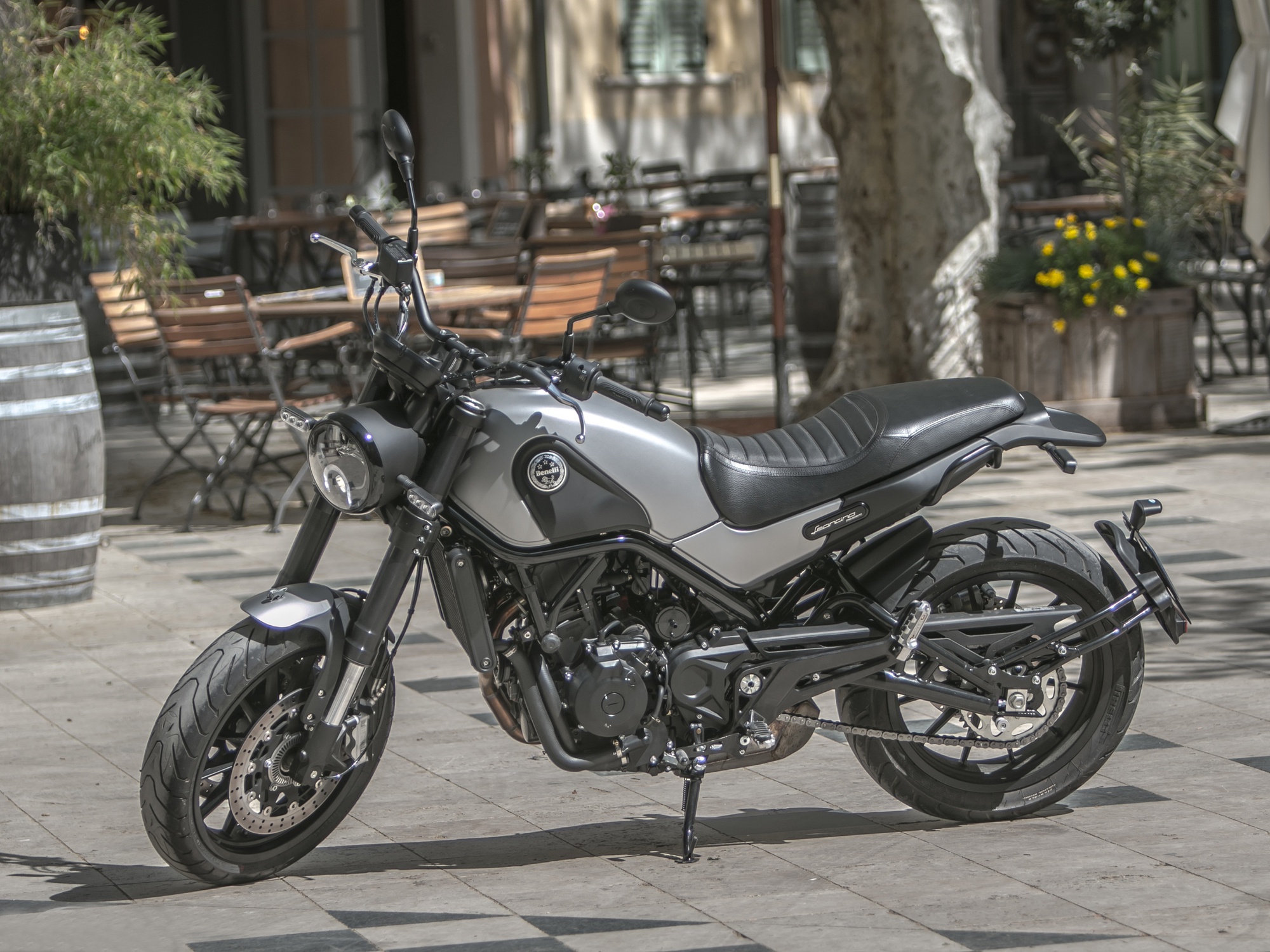 贝纳利口碑担当国产大排量复古典范幼狮500车型浅析