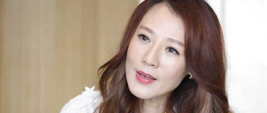 香港气质女神康华凭过硬演技参演上百部作品却屈居二三线居多