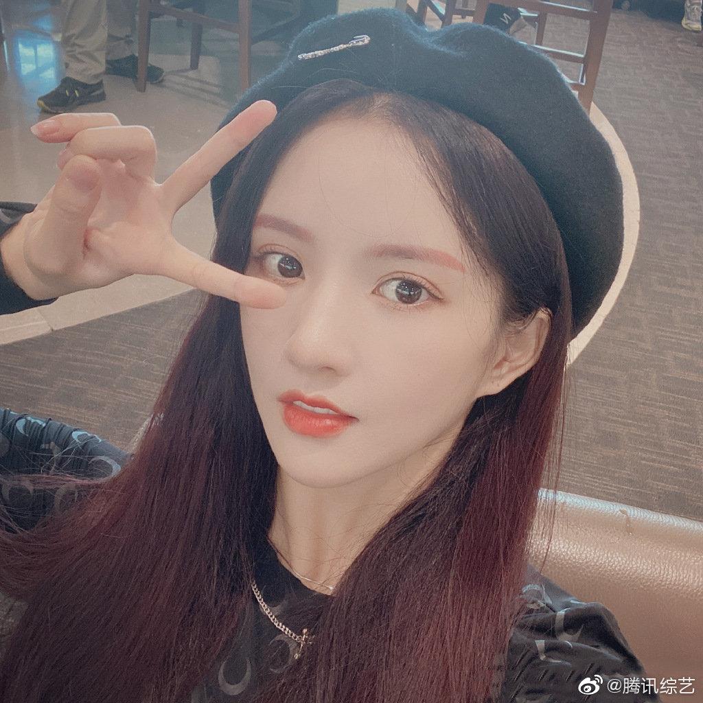 刘些宁[超话]#@硬糖少女303-刘些宁