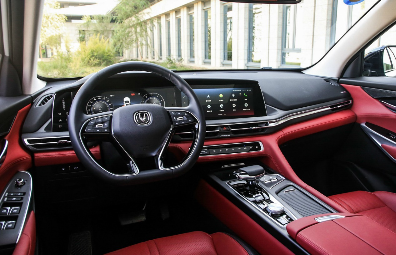 累计销售近20万辆 新车配置升级,2021款长安cs75plus上市