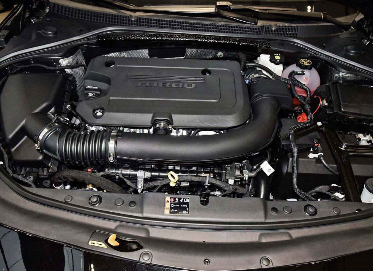 0t发动机,型号为lsy,带有可变缸技术,也是目前通用旗下的明星引擎.