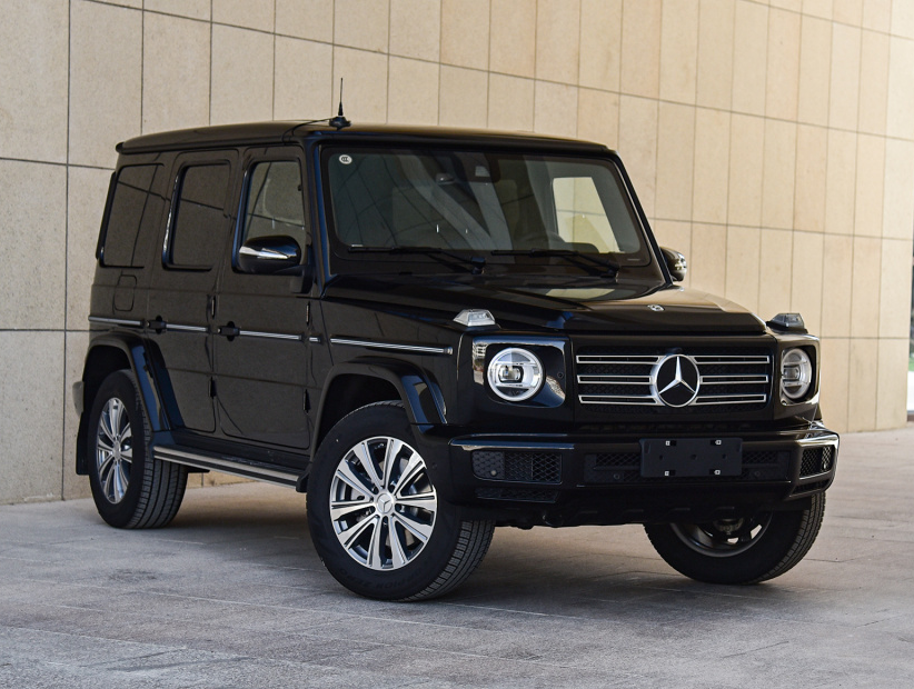 便宜不到20万元,少了4个缸,奔驰g