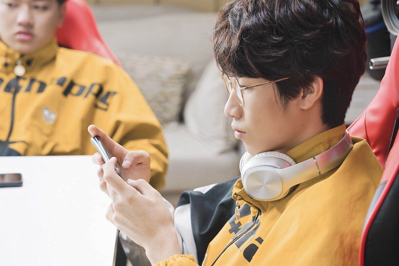 kpl:许诺又没了?rw侠训练赛被零封拿下,qg换辅助效果加强