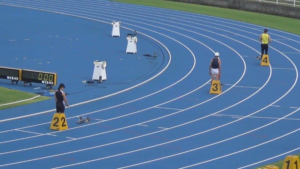 四位日本老人完成4x400米接力跑,7分28秒91完赛