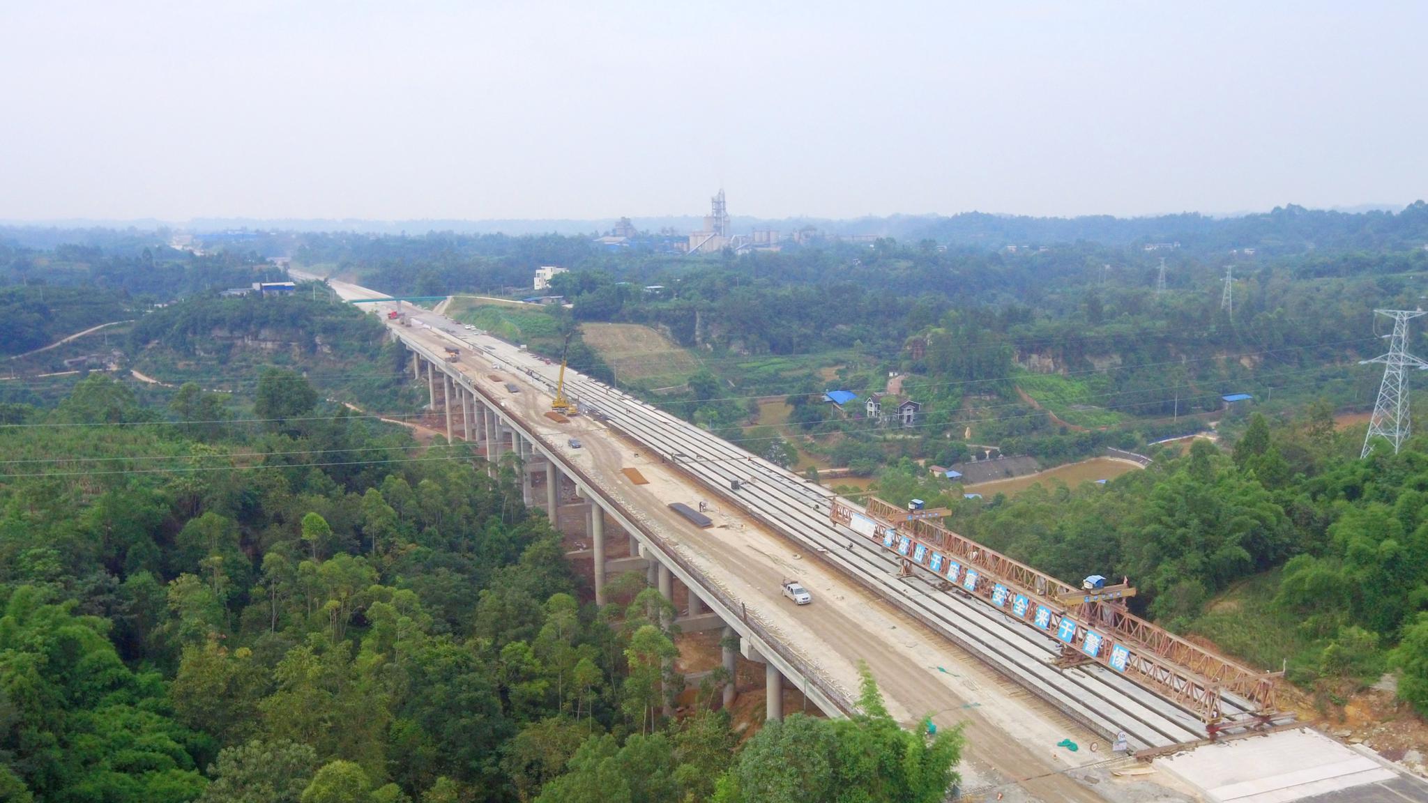 成宜高速全线贯通,预计年底通车|四川省|工程|高速公路_新浪新闻