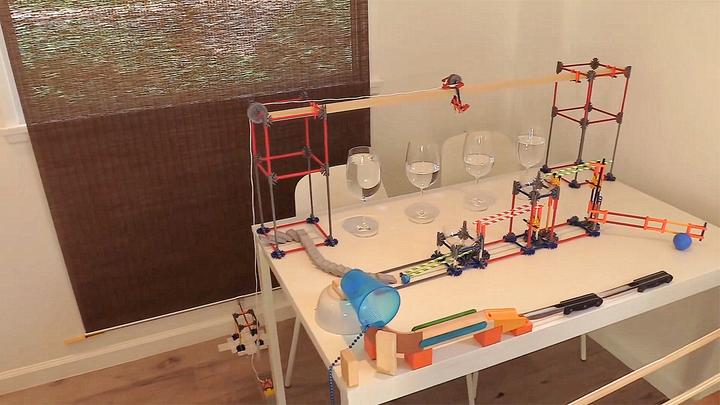 牛人设计的连锁反应装置,看完我服了,真佩服这逻辑思维能力啊!