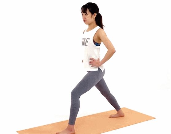 动作四,相扑深蹲动作五,前后箭步蹲动作六,后弓步 礼步动作七,枪式箭