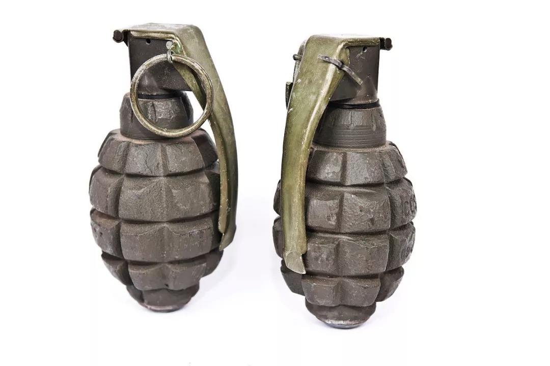 军事训练中,士兵扔手榴弹达到多少米才算及格?