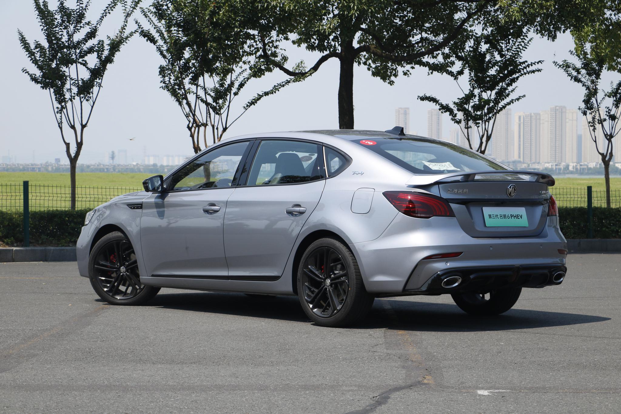 年轻人的个性之选 试驾第三代名爵6 phev