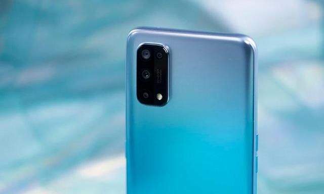 真我x7测评轻薄时尚下最便宜的65w超级闪充手机