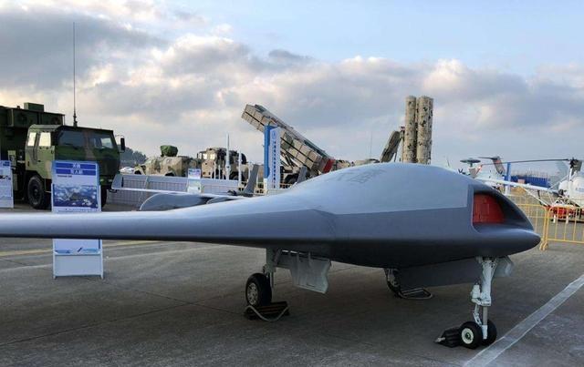 改变未来空战模式,这次不摸着美过河|航母|两栖攻击舰|无人机_新浪