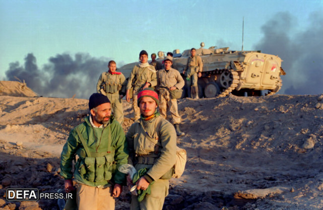 伊朗公开一组两伊战争图片士兵们的精神不错常靠人海战术获胜