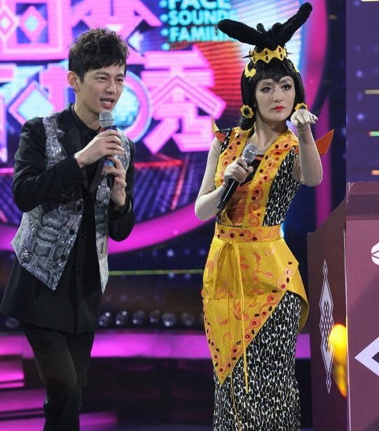 《百变大咖秀》要回归!芒果台现象级综艺复播,何炅谢娜回归?