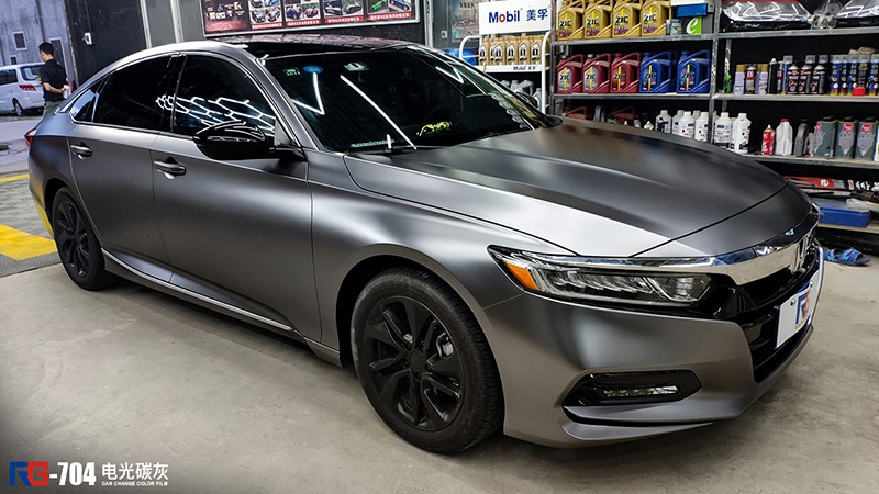 雅阁车身车身改色膜电光碳灰,广东汕尾加盟,给自己得爱车换个颜色就像