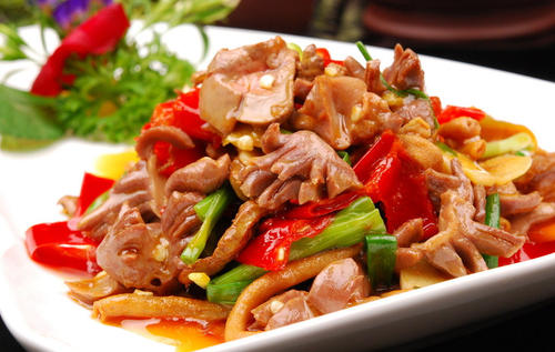 鲜菇菠菜豆腐羹,菠菜拌鸡块,泡椒鸡杂,香辣红烧肥肠