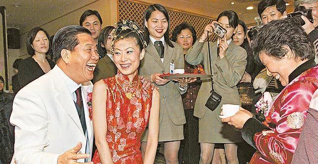 万大千:他帮父亲完成梦想,63岁万梓良为他打拼,因儿子舍不得死